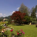 Lägenhetshotell Der Jagdhof 3*