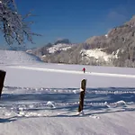 Lägenhetshotell Der Jagdhof 3*