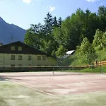Der Jagdhof Lägenhetshotell 3*